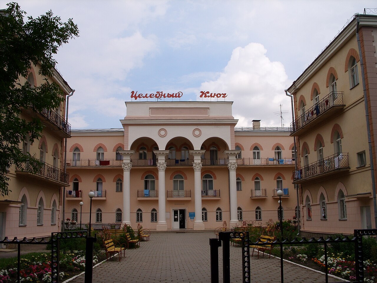 Санаторный корпус в Ессентуках